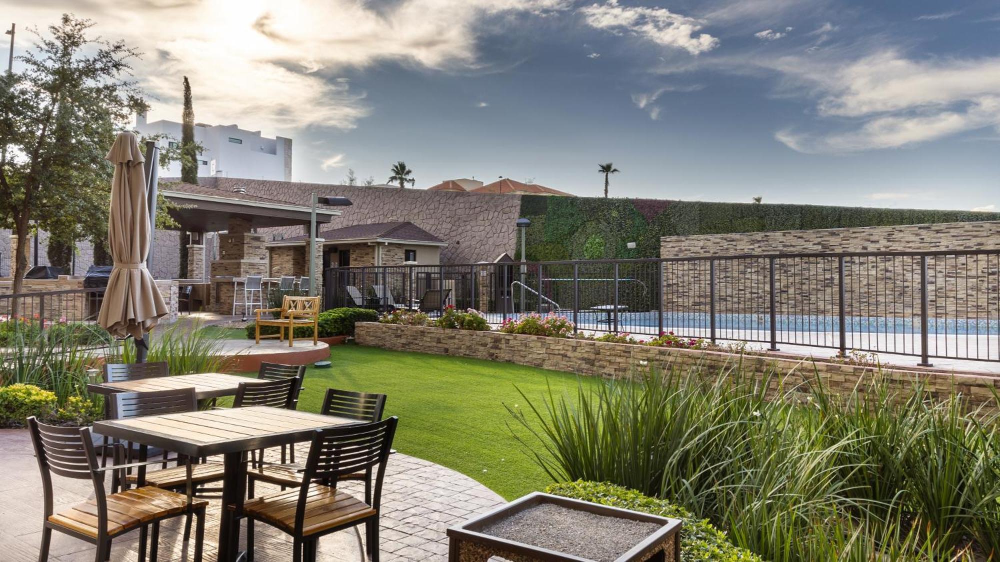 Staybridge Suites Chihuahua By Ihg Extérieur photo