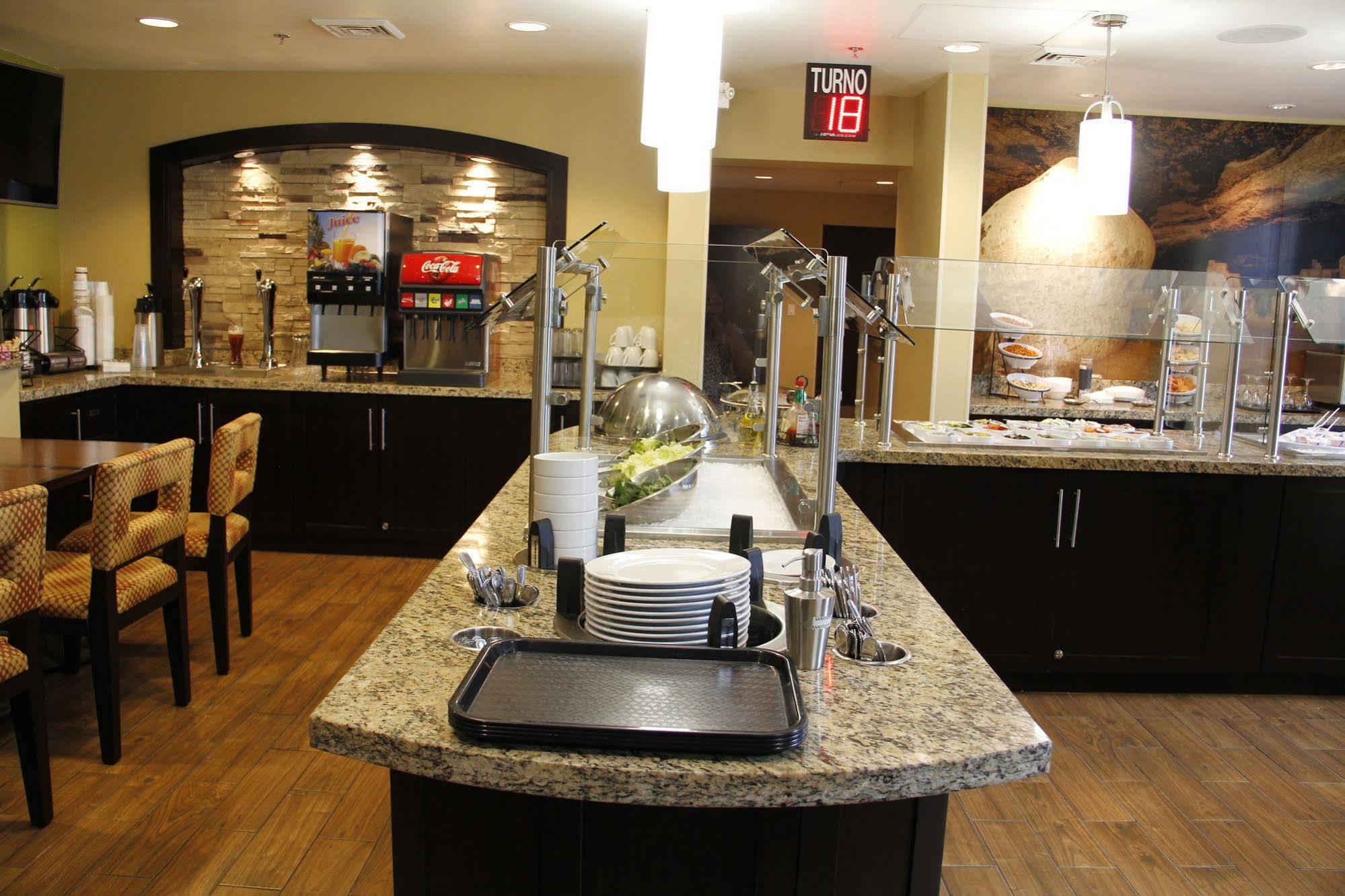 Staybridge Suites Chihuahua By Ihg Extérieur photo